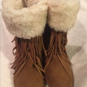 Madden Brown Leather Fringe boots NWT size 9